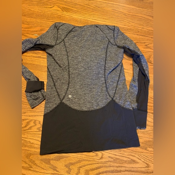 Lululemon Daily Practice Jacket - Picture 10 of 16